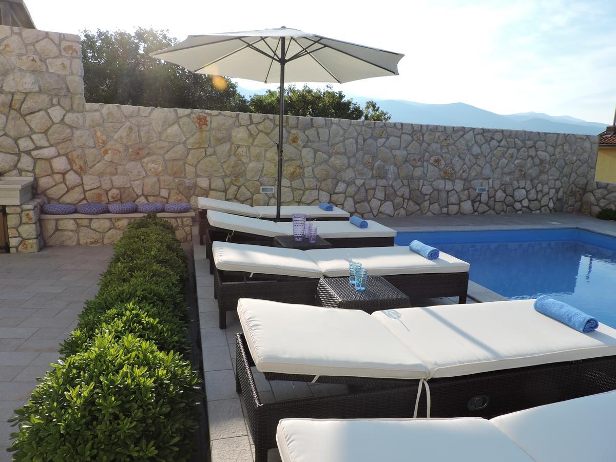 Apartments Villa Residenca Novi Vinodolski Luaran gambar