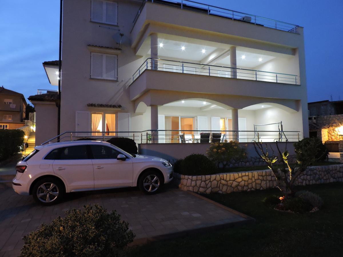 Apartments Villa Residenca Novi Vinodolski Luaran gambar
