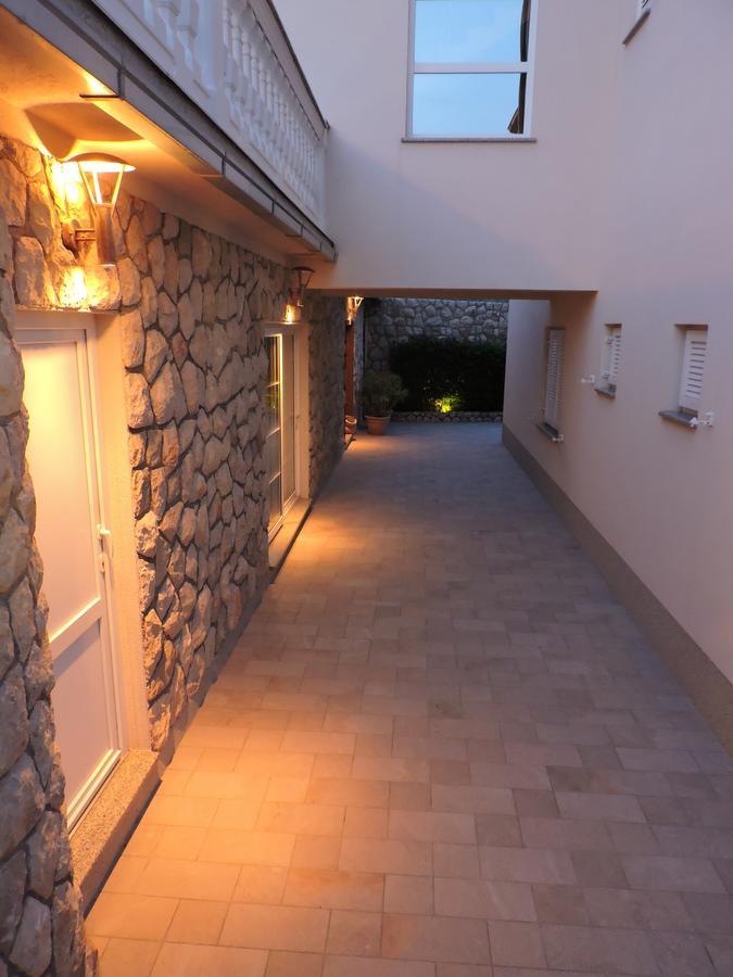 Apartments Villa Residenca Novi Vinodolski Luaran gambar
